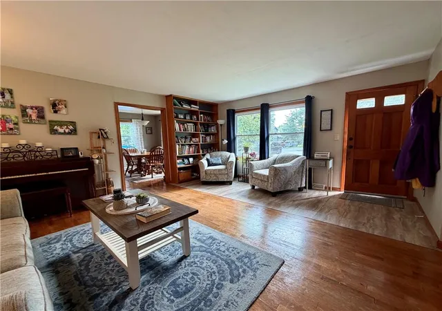 5th image of 1012 S Willow St, Ottawa, KS 66067 | MLS# 2635885