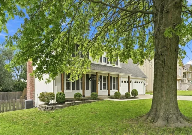 43rd image of 1366 Wildbriar Dr, Liberty, MO 64068 | MLS# 2635893