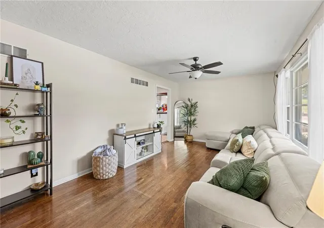 Photo 4 of Single family home for sale at 215 E 96th Street, Kansas City, MO 64114 | MLS# 2635900 | Listing updated on 2026-08-21