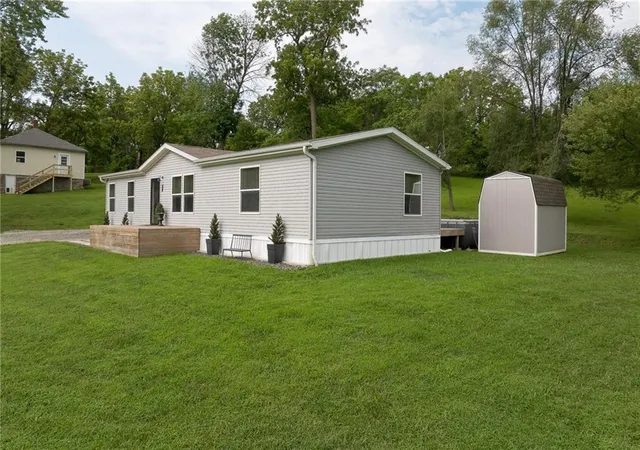 3rd image of 201 N Chestnut St, Oregon, MO 64473 | MLS# 2635901