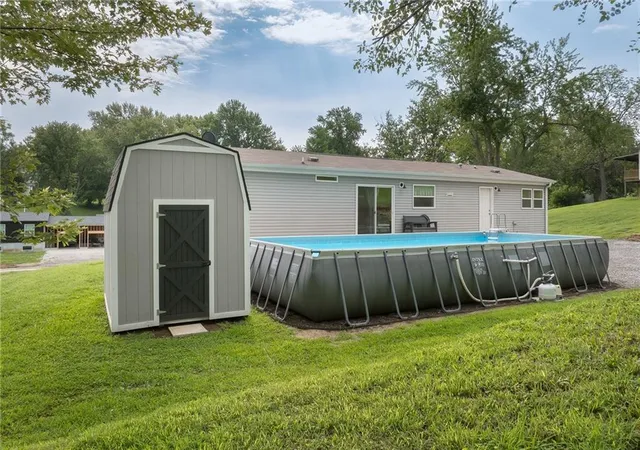 5th image of 201 N Chestnut St, Oregon, MO 64473 | MLS# 2635901