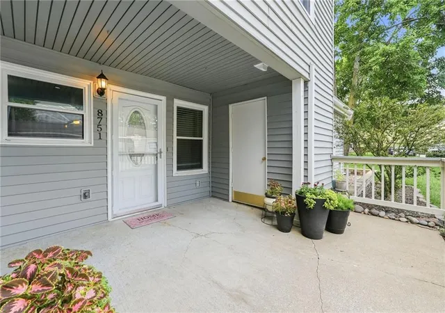 32nd image of 8751 W 106th Ter, Overland Park, KS 66212 | MLS# 2635904