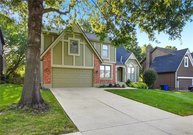 Photo 3 of Sale Pending at 17538 W 112th Street, Olathe, KS 66061 | MLS# 2635913 | Listing updated on 2026-08-30