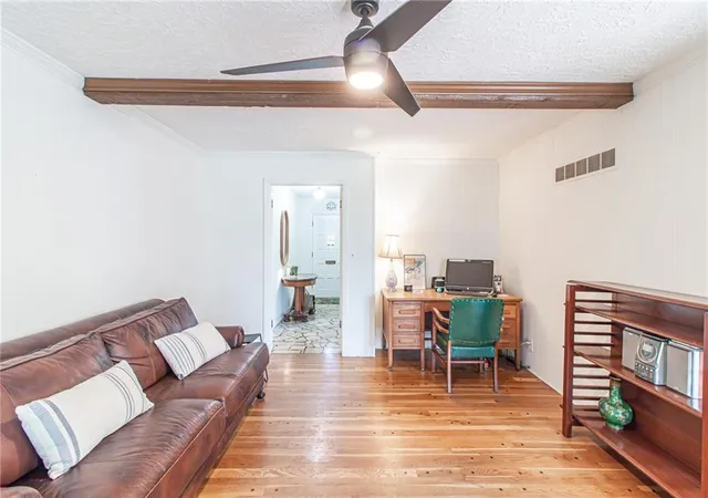 Photo 4 of Single family home for sale at 712 NW 10 Street, Blue Springs, MO 64015 | MLS# 2635914 | Listing updated on 2026-08-30