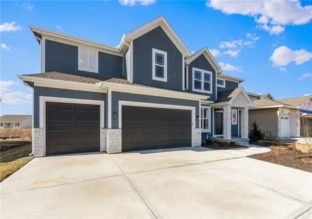 Photo 2 of Single family home for sale at 17415 W 164th Terrace, Olathe, KS 66062 | MLS# 2635959 | Listing updated on 2026-10-10