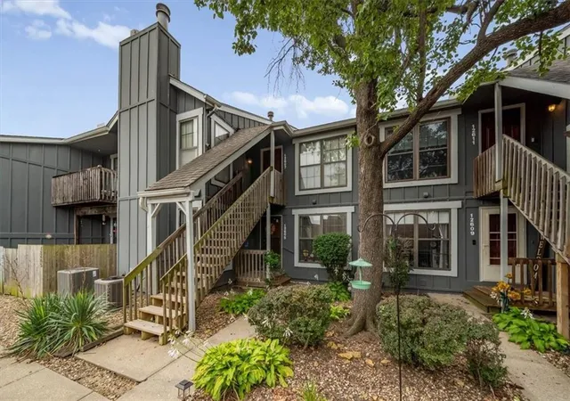 3rd image of 12605 W 110th Terrace, Overland Park, KS 66210 | MLS# 2635964
