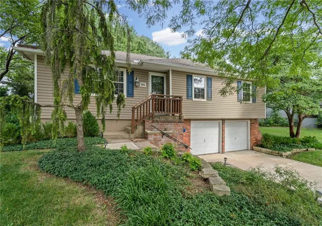 Photo 2 of Single family home for sale at 106 N Cleveland Ave, Belton, MO 64012 | MLS# 2635965 | Listing updated on 2026-09-08