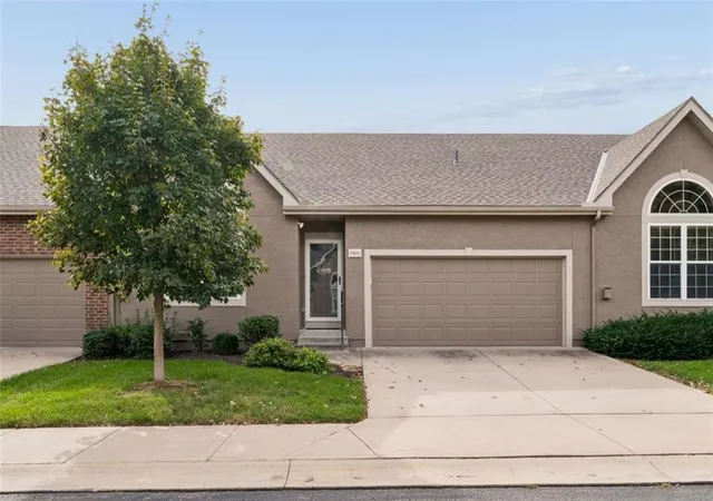 Photo 1 of Single family home for sale at 15621 W 61st Street, Shawnee, KS 66217 | MLS# 2635978 | Listing updated on 2026-10-23