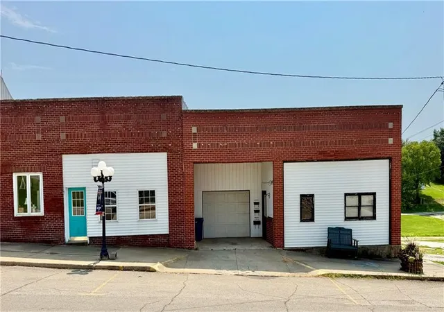 Photo 1 of Multi family home for sale at 601 Water St, Princeton, MO 64673 | MLS# 2635988 | Listing updated on 2026-08-12