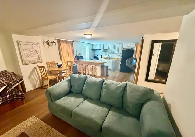 Listing Photo 5 - Condo for sale in building located at 601 Water St, Princeton, MO 64673