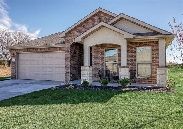 2nd image of 12912 Sewell Ave, Kansas City, KS 66109 | MLS# 2635997