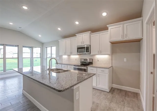 Photo 4 of Single family home for sale at 12916 Sewell Ave, Kansas City, KS 66109 | MLS# 2635999 | Listing updated on 2026-08-10