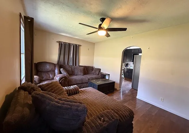 Photo 4 of Single family home for sale at 1115 Metropolitan Ave, Leavenworth, KS 66048 | MLS# 2636020 | Listing updated on 2026-09-29