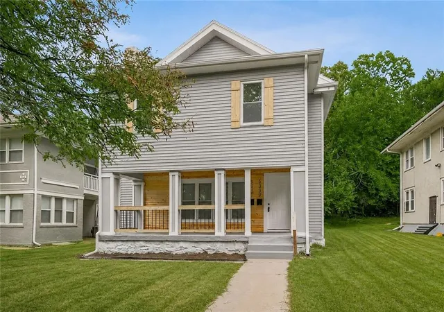 1st image of 5339 Paseo Blvd, Kansas City, MO 64110 | MLS# 2636034