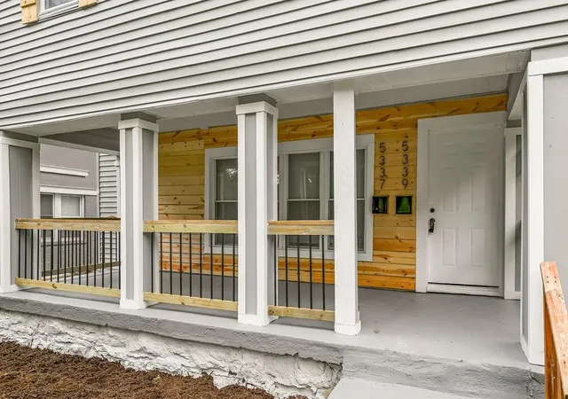 2nd image of 5339 Paseo Blvd, Kansas City, MO 64110 | MLS# 2636034