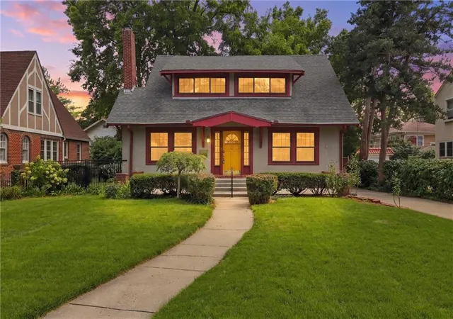 Photo 1 of Single family home for sale at 1315 W 50th Terrace, Kansas City, MO 64112 | MLS# 2636035 | Listing updated on 2026-09-16
