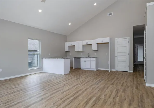 image of 1501 Ashton Wy, Pittsburg, KS 66762 | MLS# 2636037