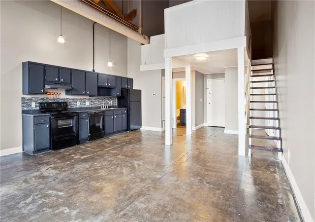 2nd image of 113 W 5th St #303, Kansas City, MO 64105 | MLS# 2636038