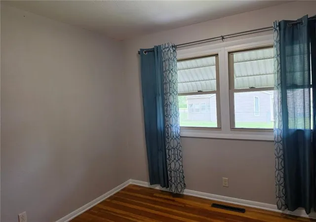 Photo 2 of Single family home for sale at 504 Utah Ave, Pittsburg, KS 66762 | MLS# 2636049 | Listing updated on 2026-08-28