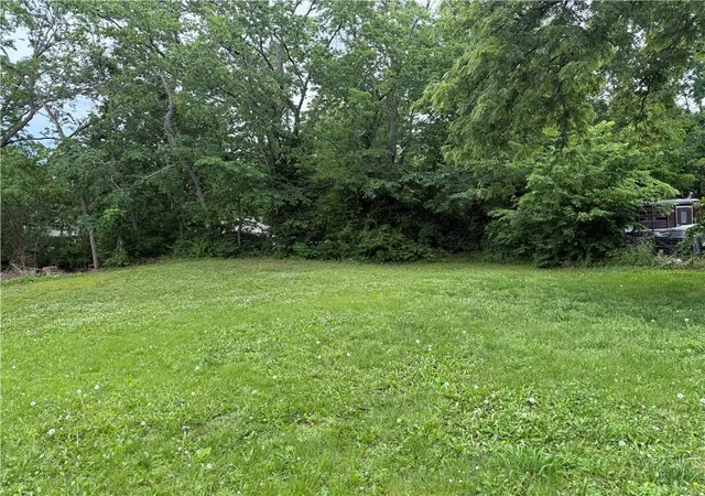 11th image of 604 S Second St, Richmond, MO 64085 | MLS# 2636057