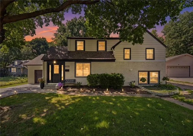 Single family home for sale at 6920 Walmer St, Overland Park, KS 66204 | MLS# 2636074