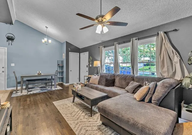 5th image of 7414 Park Forest Ln, Kansas City, MO 64152 | MLS# 2636076
