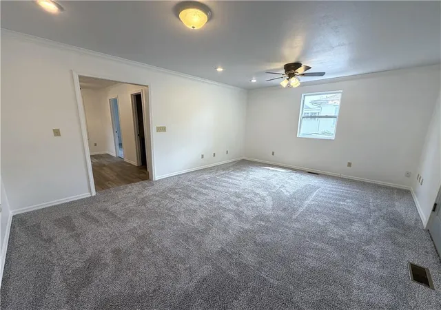 4th image of 1103 Webster St, Chillicothe, MO 64601 | MLS# 2636078