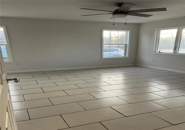 5th image of 1412 N Ash St Ave, Nevada, MO 64772 | MLS# 2636129