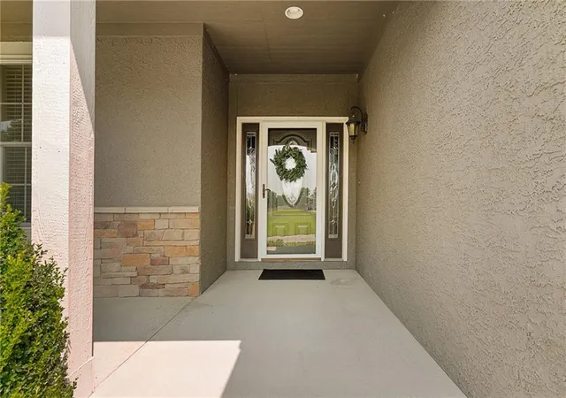 Photo 3 of Sale Pending at 13286 Davis Ave, Bonner Springs, KS 66012 | MLS# 2636134 | Listing updated on 2026-10-09
