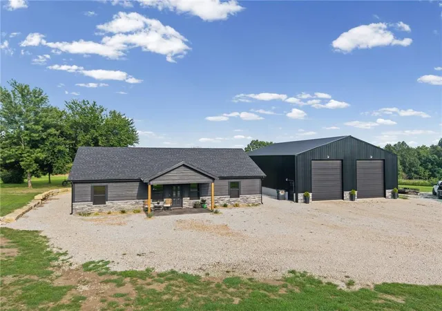 Photo 2 of Sale Pending at 177 Nw 1111th Road, Holden, MO 64040 | MLS# 2636145 | Listing updated on 2026-10-06