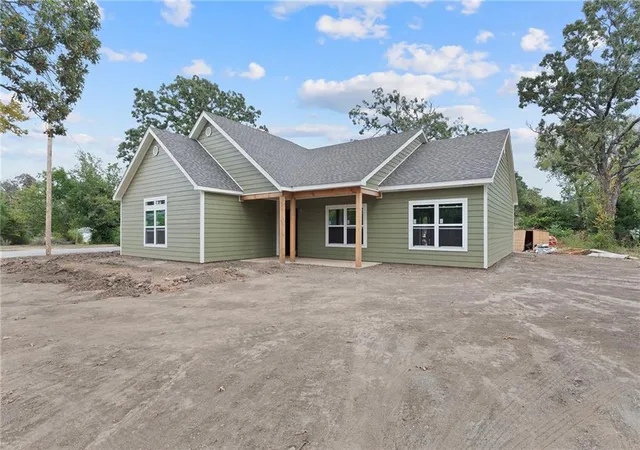 2nd image of 2301 S Main St, Galena, KS 66739 | MLS# 2636148