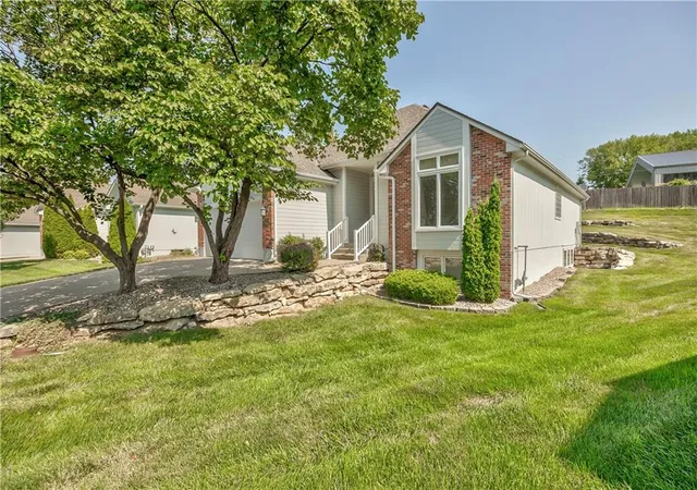 Photo 1 of Single family home for sale at 17904 E 29th Street S, Independence, MO 64057 | MLS# 2636154 | Listing updated on 2026-10-05