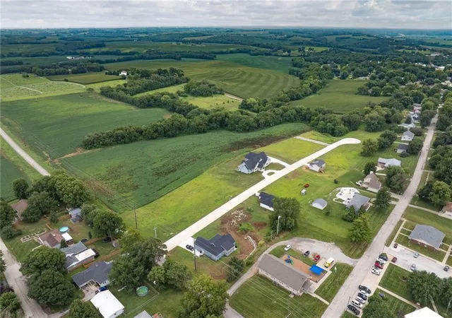 1st image of 1508 Missouri Ave, Mound City, MO 64470 | MLS# 2636155