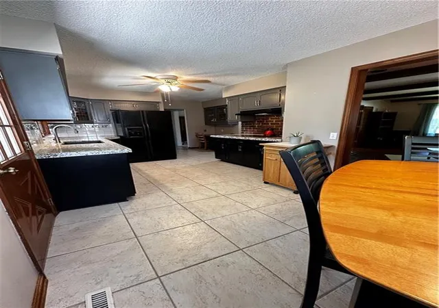 Photo 5 of Sale Pending at 3343 Chatham Ave, Saint Joseph, MO 64506 | MLS# 2636156 | Listing updated on 2026-08-20