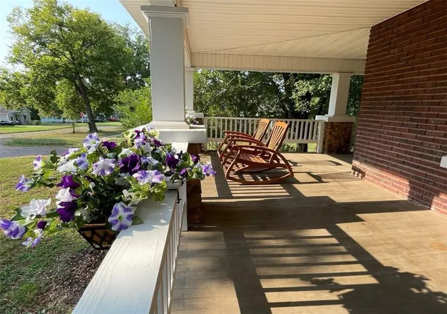 Photo 4 of Sale Pending at 731 S 5th Street, Independence, KS 67301 | MLS# 2636157 | Listing updated on 2026-09-01