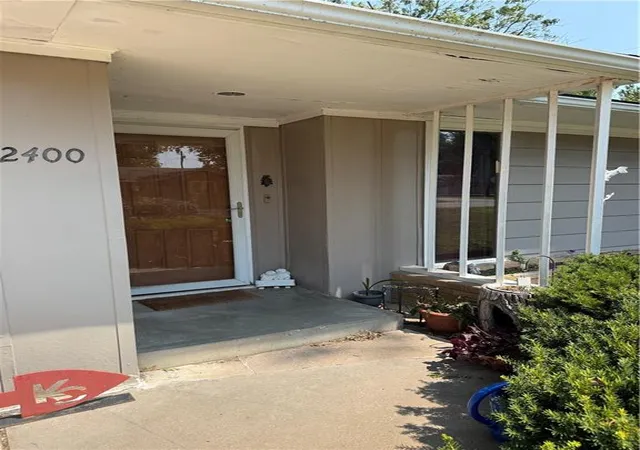2nd image of 2400 Linda Jean Dr, Independence, KS 67301 | MLS# 2636159