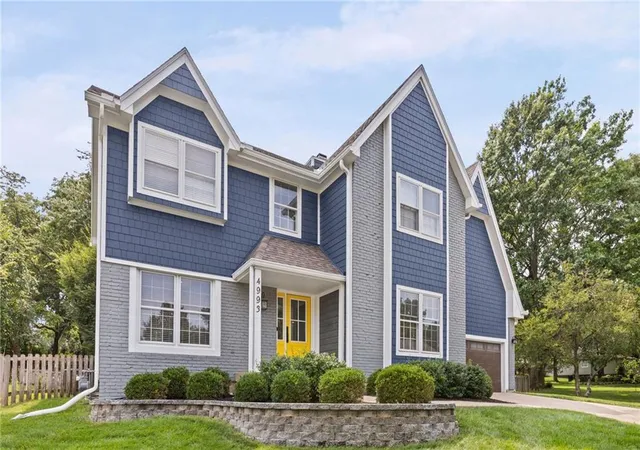 Photo 4 of Single family home for sale at 4993 W 129th Place, Leawood, KS 66209 | MLS# 2636178 | Listing updated on 2026-08-21