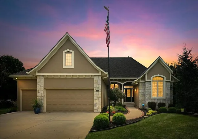 1st image of 12573 Farley St, Overland Park, KS 66213 | MLS# 2636183