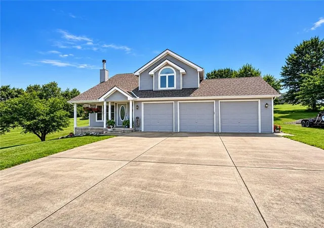 2nd image of 16821 119th St, Kearney, MO 64060 | MLS# 2636186