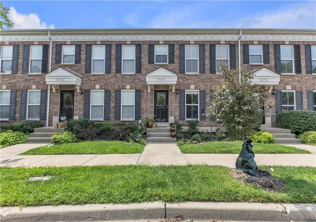 Photo 1 of Single family home for sale at 8154 N Drury Ave, Kansas City, MO 64119 | MLS# 2636192 | Listing updated on 2026-10-11