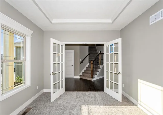 Photo 4 of Single family home for sale at 11034 N Corrington Ave, Kansas City, MO 64156 | MLS# 2636195 | Listing updated on 2026-10-04