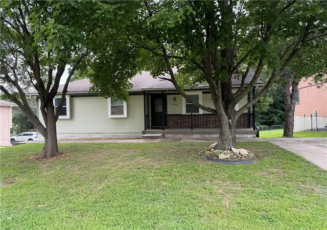 Photo 2 of Single family home for sale at 704 Hillcrest St, Pleasant Hill, MO 64080 | MLS# 2636203 | Listing updated on 2026-10-10