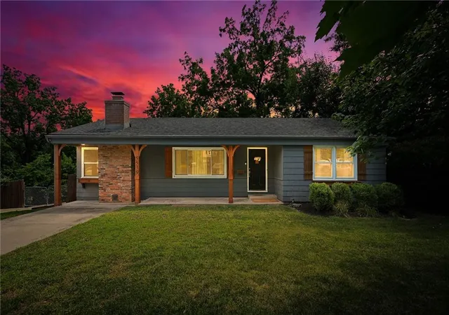 2nd image of 5539 Goodman St, Mission, KS 66202 | MLS# 2636210