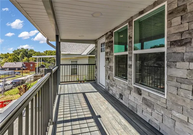 Photo 3 of Single family home for sale at 5822 E 10th Street, Kansas City, MO 64126 | MLS# 2636220 | Listing updated on 2026-10-07