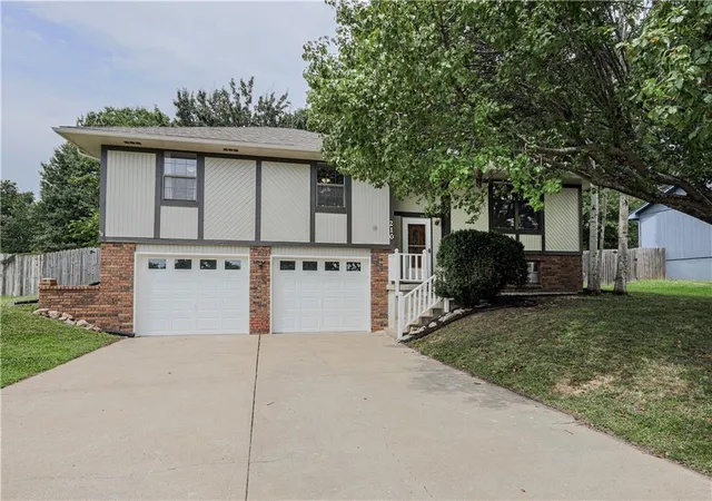Photo 1 of Sale Pending at 210 Dawn Ave, Belton, MO 64012 | MLS# 2636227 | Listing updated on 2026-08-28
