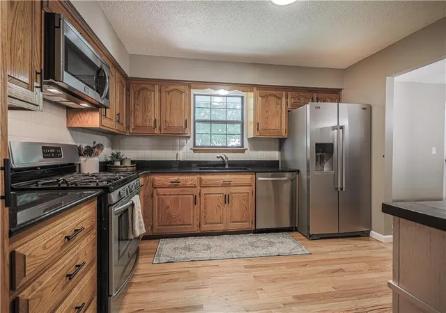 Photo 3 of Sale Pending at 210 Dawn Ave, Belton, MO 64012 | MLS# 2636227 | Listing updated on 2026-08-28