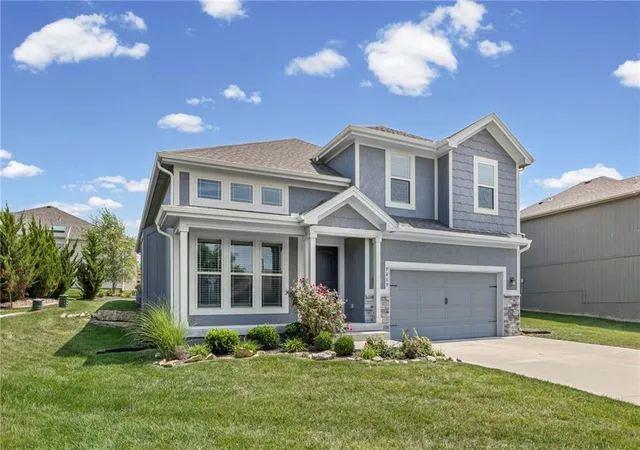 2nd image of 9409 N Ditzler Ave, Kansas City, MO 64157 | MLS# 2636237