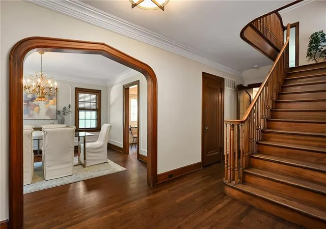 Photo 3 of Sale Pending at 804 W 67Th Ter, Kansas City, MO 64113 | MLS# 2636239 | Listing updated on 2026-08-30