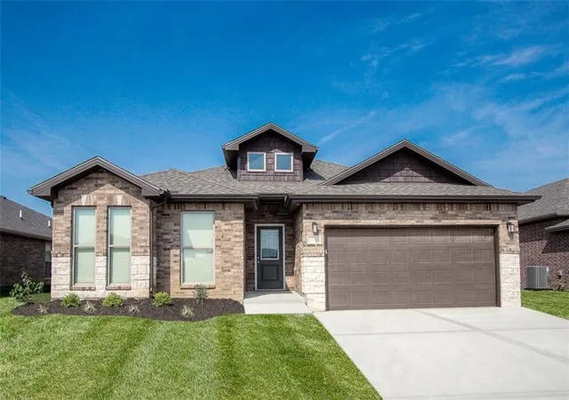 1st image of 1640 N 157th Ln, Basehor, KS 66007 | MLS# 2636256
