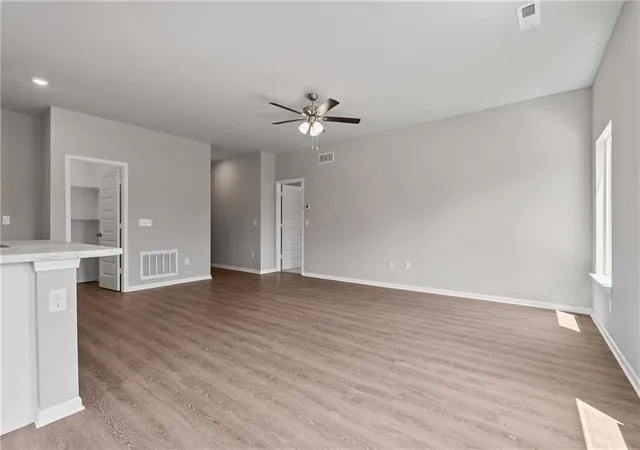 Photo 3 of Sale Pending at 20246 W 195th Street, Spring Hill, KS 66083 | MLS# 2636269 | Listing updated on 2026-09-28